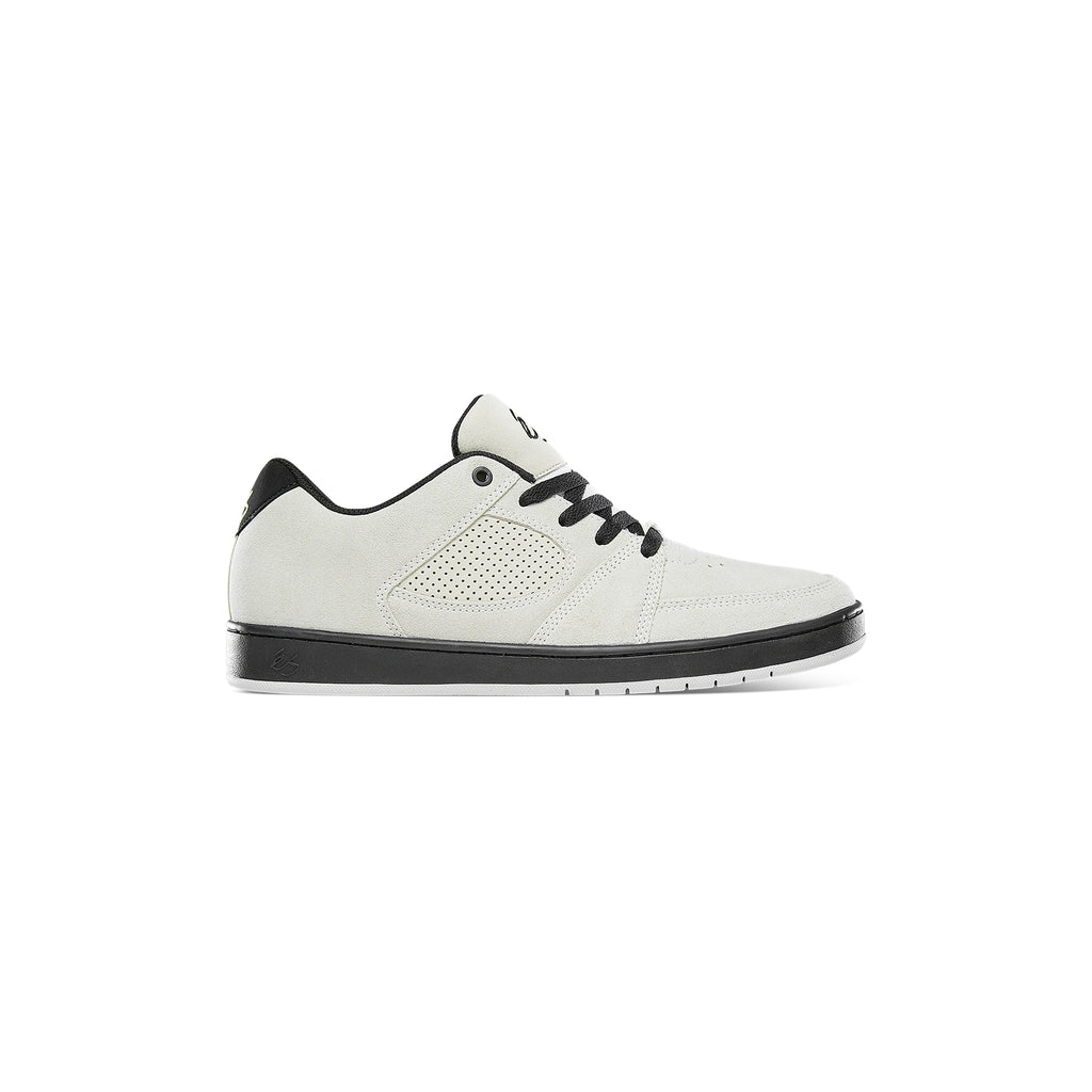 eS Skateboarding - Accel Slim - Kelly Hart
